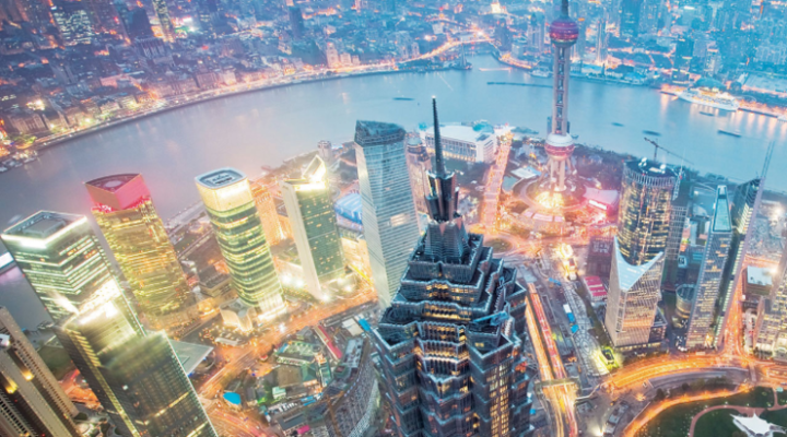 Het Grand Hyatt Shanghai 's avonds