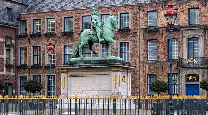 Standbeeld Johan Willem van de Palts Dusseldorf