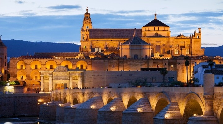 L`ESPAGNE – MOEURS ET PAYSAGES - avec les traditions catholiques de ce pays Gs-23bbbfda0d-Mezquita_Cordoba