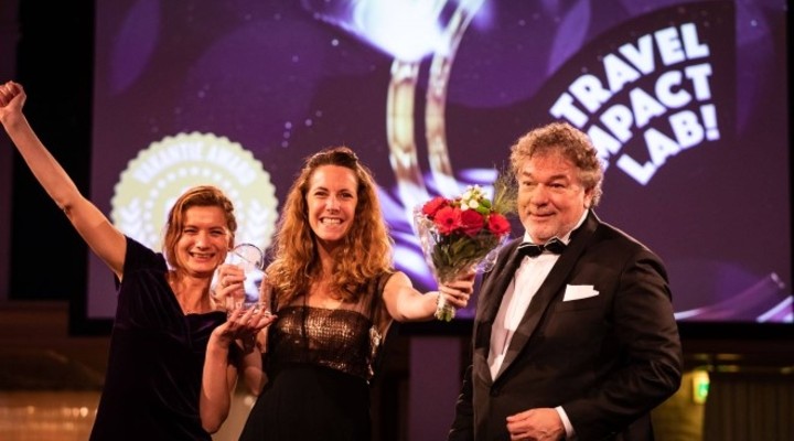 Riksja Travel wint 2 Vakantie Awards