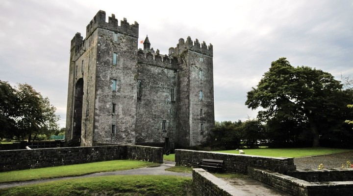 Bunratty Castle & Bunratty Folk Park