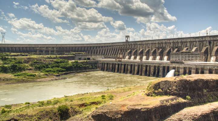 Itaipú dam