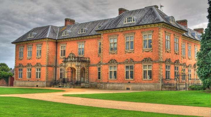 Tredegar House