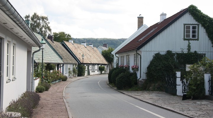 Een weg door het oude gedeelte van Båstad