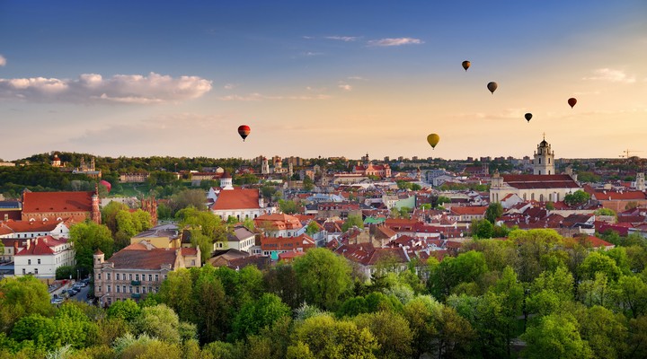 Vilnius met luchtballonnen