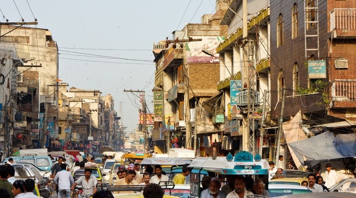 De Raja Bazar