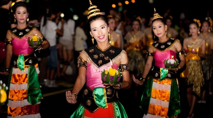 Thai Alangkarn Theater