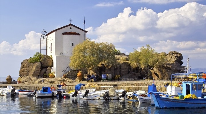 Kapel in de haven van Skala Sykamineas, Lesbos