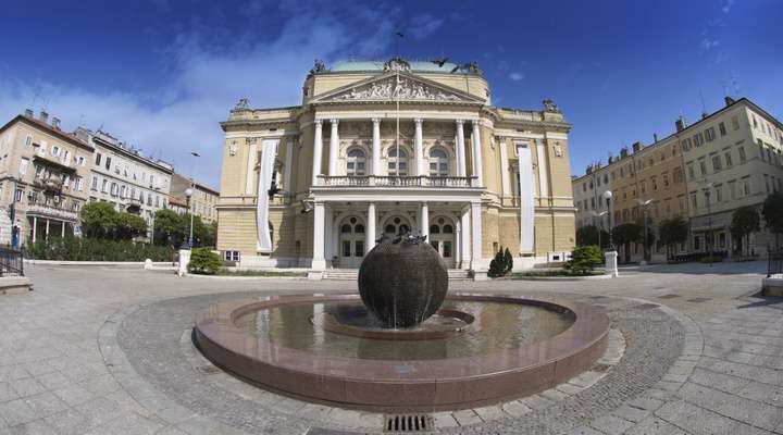 Theater van Ivan hon Zajc