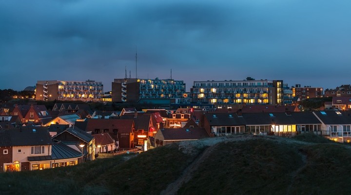 Egmond aan zee in de avond, Nederland