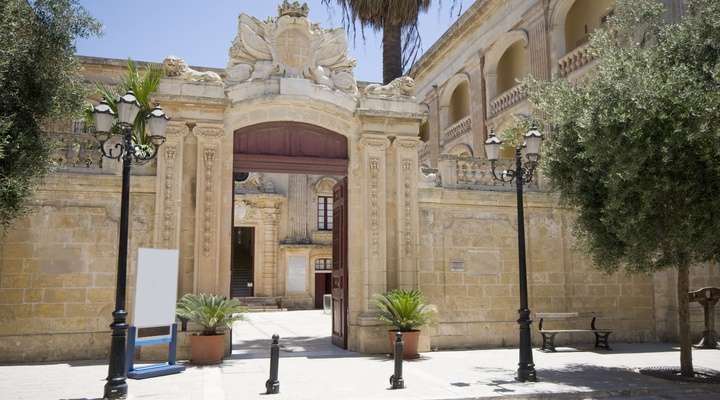 Vilhena Palace