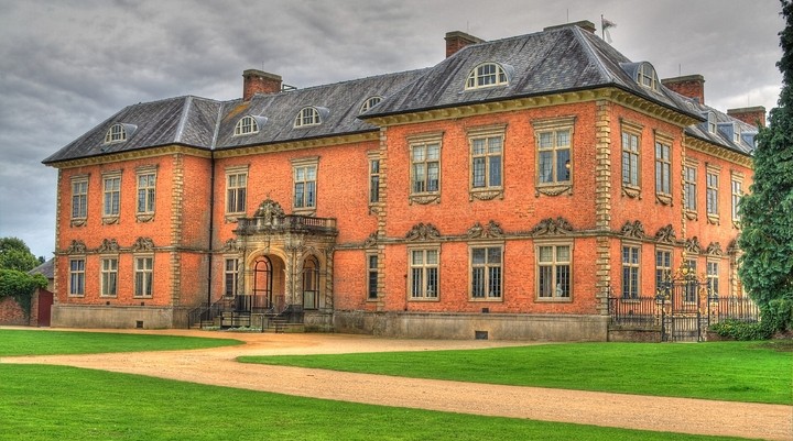 Tredegar House