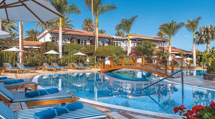 Zwembad Seaside Grand Hotel Residencia