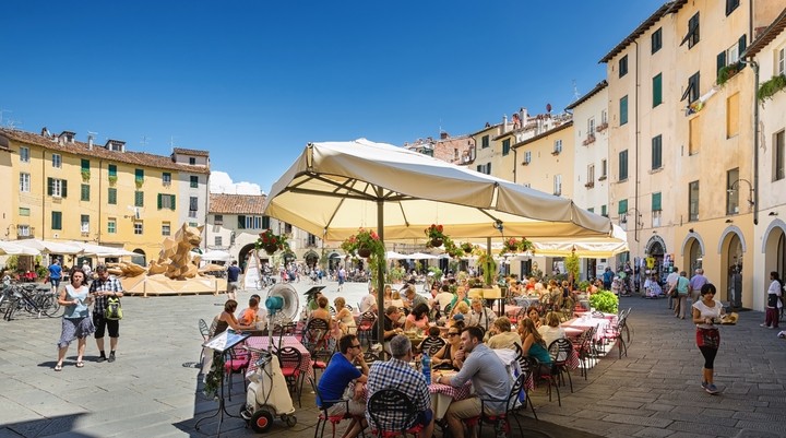 Piazza dell'Anfiteatro