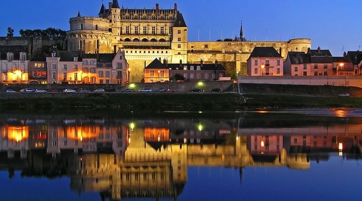 Verlichte kastelen in Loire