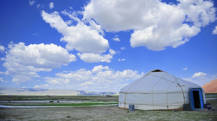 Een yurt op de steppe