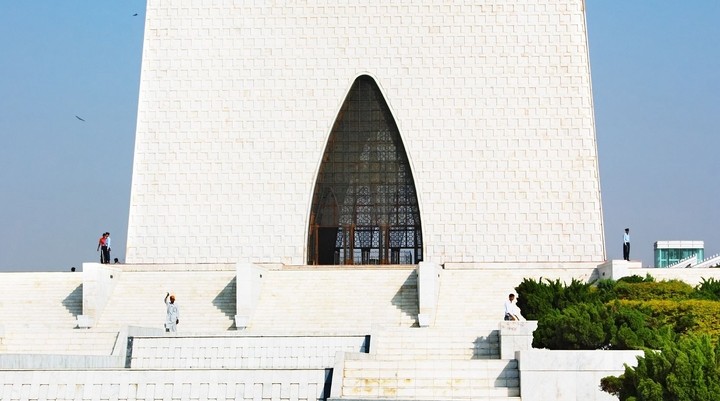 Mazar-e-Quaid-e-Azam,