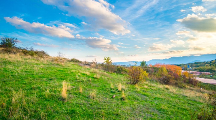 De glooiende heuvels van Oost-Macedonië
