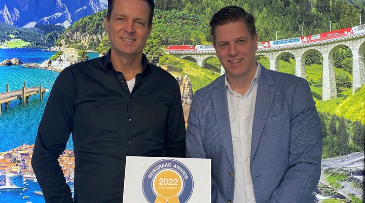 Onno Hosman met de Reisgraag Award 2022