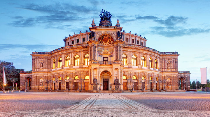 Semperoper operagebouw in Dresden