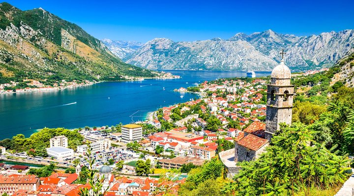 Achtdaagse vlieg-busreis Montenegro en Albanië